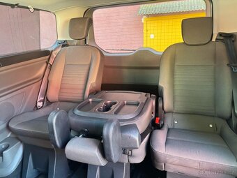 Ford Tourneo Custom - 19