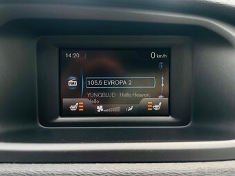 Volvo V40 2.0 D3 5VÁLEC AUTOMAT LED Bi XEN VÝHŘEV SERVISKA - 19