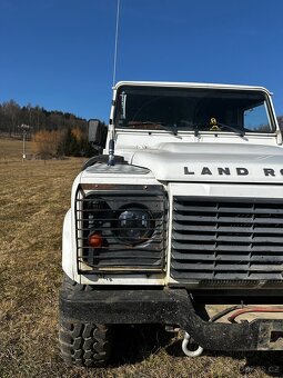Land Rover Defender 110 Puma 2.4TDCi - 19