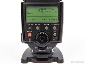 Canon EOS 40D s objektivem a příslušenstvím - 19