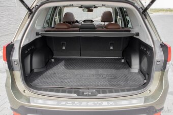 Subaru Forester 2.0i MHEV Premium Lineartronic Záruka 1r/40t - 19