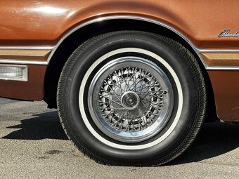 Ford Thunderbird - 19