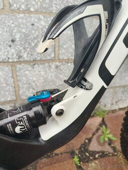 GT Sensor Carbon Expert 2014 - 19