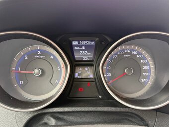 Hyundai i30 1.6 CRDi - 19