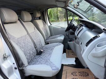Opel Vivaro Life 2.5 Cdti 145ps • 9- miestný buss • - 19