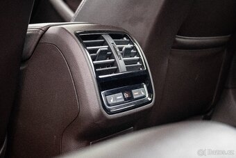 Volkswagen Passat Variant 2.0 BiTDI 240k BMT Highline 4MOTIO - 19