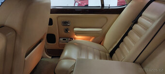 Bentley Turbo R - 19