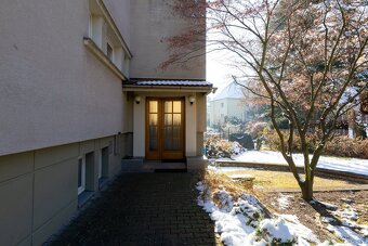 Pronájem bytu 3+1 150 m2 - 19