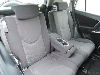 Toyota Rav4 2,2 D-4D Servis 170tkm 2007 - 19