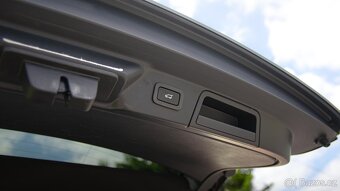Land Rover Range Rover Velar 184kW DPH 4x4 Tažné - 19