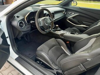 Chevrolet Camaro SS 1LE Manual 2022 - 19