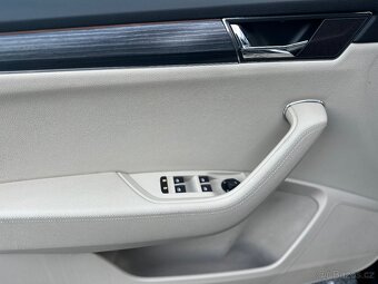 ŠKODA SUPERB 2.0 TDI 110 KW TAŽNÉ MATRIX m2021 - 19