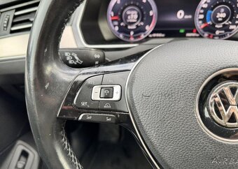 Volkswagen Passat 2,0 TDI DSG nafta automat 140 kw - 19