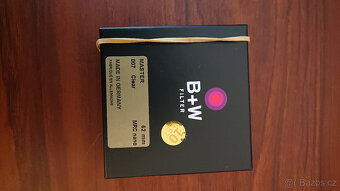 OM-system, Peak Design, Sony - 19