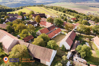 Prodej, zemědělská usedlost, pozemky 11145 m2, Chlum - 19