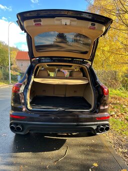 PORSCHE CAYENNE S (420HP) - 19