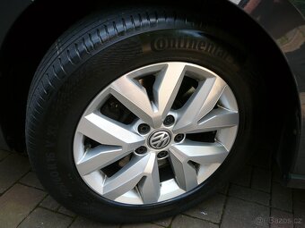 VW TOURAN 1.6 TDI 85KW FULLLED NAVI WEBASTO EL.TAŽNÉ 181kmR - 19