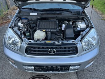 Toyota Rav4 2.0D-4D 4WD - 2003 - 153.100km - nové ME+TK - 19
