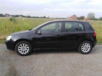 VW GOLF 1.6i BENZIN 75 KW KLASIKA ZA 59000 KČ - 19