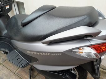 Suzuki Burgman 200i 2016, výborný stav, ZIMNÍ CENA - 19