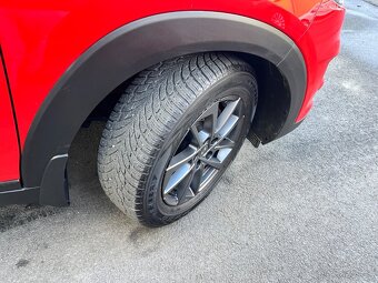 HYUNDAI TUCSON 1.6 CRDi 4x4 6 RYCHLOSTÍ VYHŘEV SEDADEL+VOL - 19