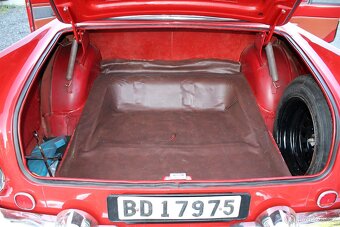 Simca Vedette Beaulieu V8 - 19