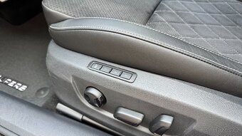 Superb III Sportline Facelift 2.0 TDI DSG, 07/2020 139 TKM - 19