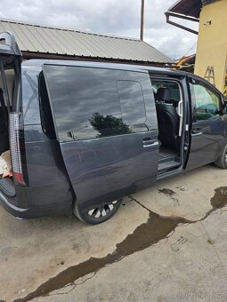 Hyundai Staria - 19