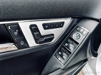 Mercedes-Benz C trieda Kombi 320 CDI Avantgarde A/T 4-matic - 19