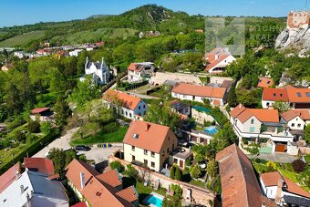 Prodej rodinné domy, 261 m2, Pozemek 361 m2, Zahrada - Mikul - 19