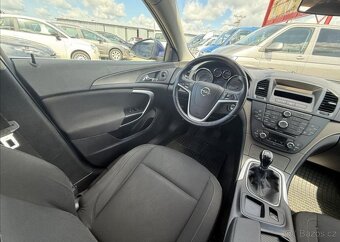 Opel Insignia 1,8 16V DIGIKLIMA 6KVALT 103kW benzín manuál - 19