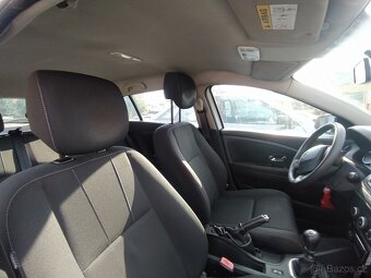 Renault Megane 1.6i LPG kombi benzín plyn 2015 - 19