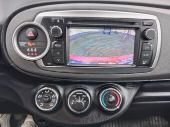 TOYOTA YARIS 1.0VVT-i 1MAJITEL koupeno ČR - 19