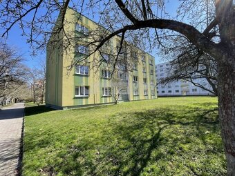 Pronájem bytu 2+kk s vybavením a po kompletní rekonstrukci v - 19