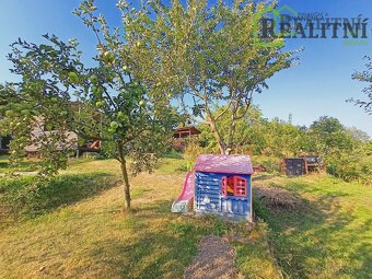 Prodej zahradního altánu v žádané zahrádkářské osadě Hliník  - 19