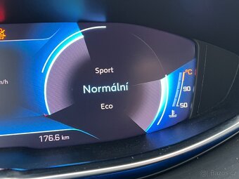 Peugeot 3008 1.5 HDi 96kW AUTOMAT KAMERA ČR - 19