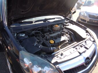 Opel Vectra 1.9CDTi 88kw(120koní) r.v.5/2008 - 19