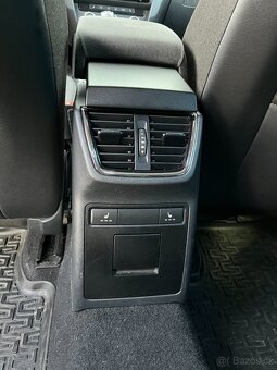 Škoda Octavia, 2.0 TDI 110kW Elegance - 19