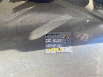 Volkswagen Golf 6 - 2.0 TDI, 103 kW, r. v. 2013 - bourané - 19