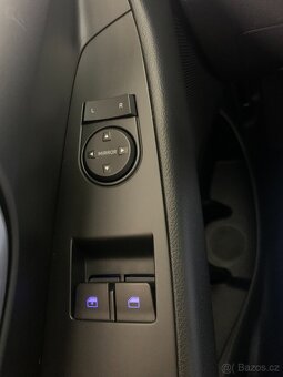 Hyundai i30 1.4i, 73 kW - 19
