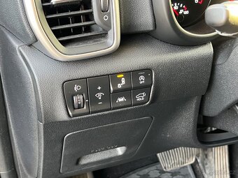 Kia Sportage 1.6 CRDi 4x4 7DCT TOP 1.Maj - 19