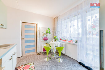 Pronájem bytu 3+1, 66 m², Cheb, ul. Přátelství - 19