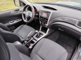Prodám Subaru Forester 4x4 AWD 2.0D 108Kw r.v.2012 - 19