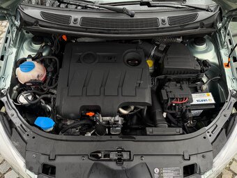 Škoda Fabia 2 1.6 tdi 77kw facelift combi super stav výbava - 19