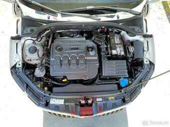 Škoda Octavia 1,6 TDi DPH 1xMaj, ALU, Výhřev - 19