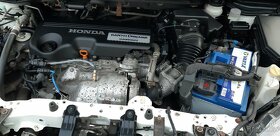 Honda CR-V 1,6 i-DTEC KLIMA KAMERA - 19