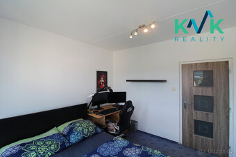 Byt v dispozici 4+1(+lodžie) o výměře 93 m², Ostrov - 19