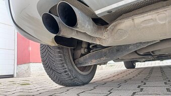ŠKODA YETI 1.6 TDI outdoor 2WD 2015 bez koroze - 19