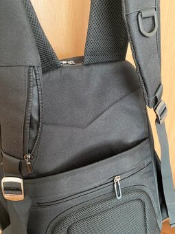 Lehoučká promyšlená kabelka taška crossbody ledvinka Ododos - 19