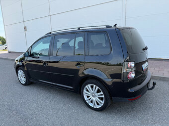 Volkswagen VW Touran 1.4 TSI 103kW 2010 148tkm 7míst - 19